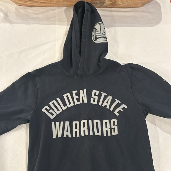 Nike NBA Golden State Warriors Short Sleeve Hooded T tee Shirt 876760-010 XS EUC - Picture 2 of 7